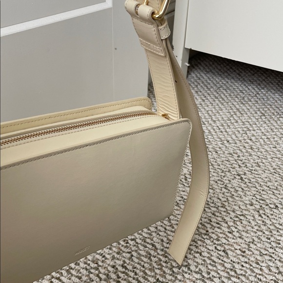 Arket Cream Women's Shoulder Bag - Picture 14 of 14